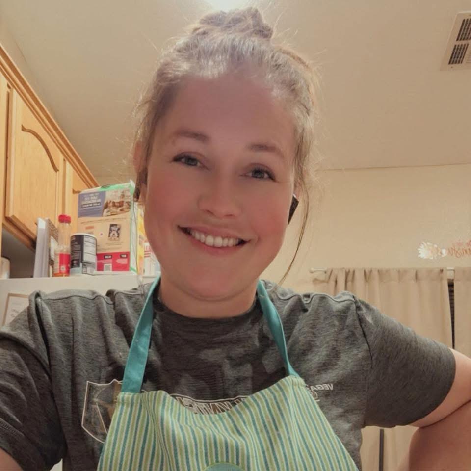 Lindsie, the baker